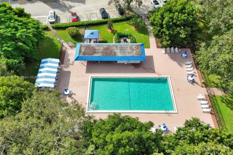 Condominio en venta en Coconut Creek, Florida, 2 dormitorios, 107.4 m2 № 2054838 - foto 2