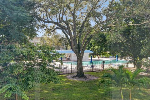 Condominio en venta en Coconut Creek, Florida, 2 dormitorios, 107.4 m2 № 2054838 - foto 20