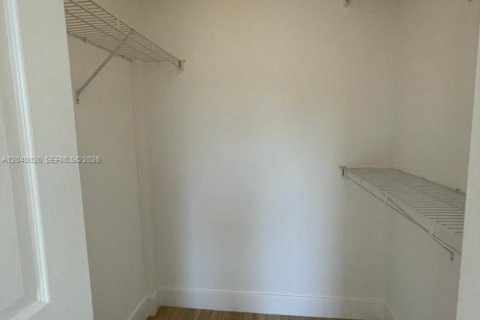 Condominio en alquiler en Miramar, Florida, 2 dormitorios, 90.77 m2 № 2086186 - foto 12