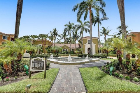 Condominio en alquiler en Miramar, Florida, 2 dormitorios, 90.77 m2 № 2086186 - foto 2