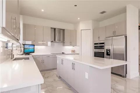 Купить виллу или дом в Аве Мария, Флорида 4 спальни, № 2006112 - фото 8