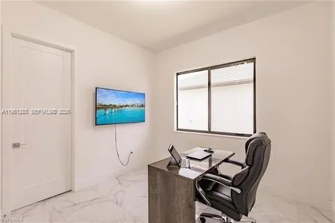 Купить виллу или дом в Аве Мария, Флорида 4 спальни, № 2006112 - фото 2