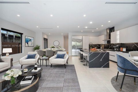Immobilier commercial à vendre à Miami, Floride: 557.6 m2 № 2064422 - photo 9