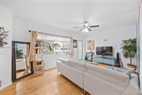 Condominio en venta en Miami Beach, Florida, 1 dormitorio, 42.18 m2 № 1473553 - foto 4