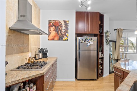 Condominio en venta en Miami Beach, Florida, 1 dormitorio, 42.18 m2 № 1473553 - foto 13