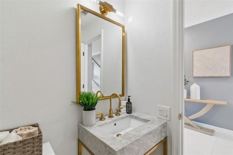 Купить таунхаус в Тампа, Флорида 5 комнат, 235.97м2, № 2099455 - фото 9