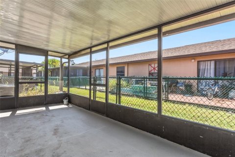 Casa en venta en Kissimmee, Florida, 2 dormitorios, 92.07 m2 № 1894394 - foto 15