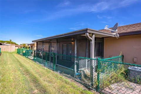 Casa en venta en Kissimmee, Florida, 2 dormitorios, 92.07 m2 № 1894394 - foto 17
