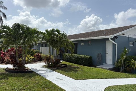 Condo in Margate, Florida, 2 bedrooms  № 1813962 - photo 3