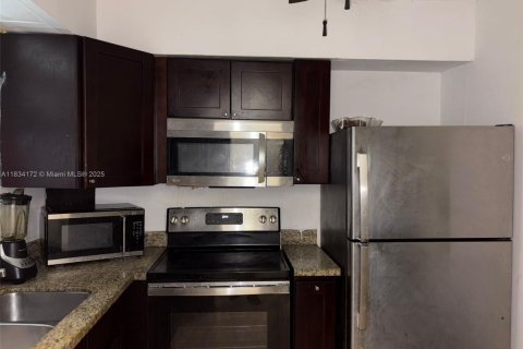 Condo in Margate, Florida, 2 bedrooms  № 1813962 - photo 7