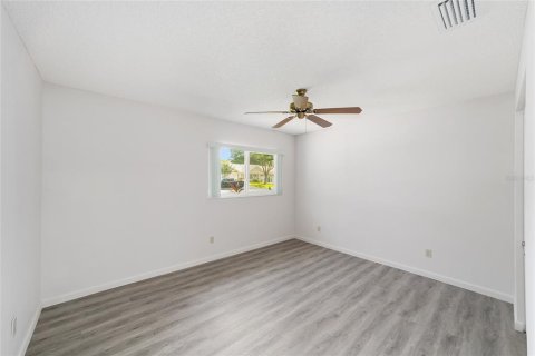 House in Ocala, Florida 2 bedrooms, 143.16 sq.m. № 1755222 - photo 24