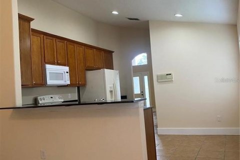 Casa en alquiler en Orlando, Florida, 4 dormitorios, 193.7 m2 № 2197588 - foto 5