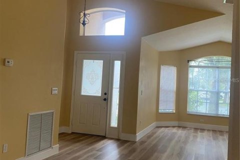 Casa en alquiler en Orlando, Florida, 4 dormitorios, 193.7 m2 № 2197588 - foto 2