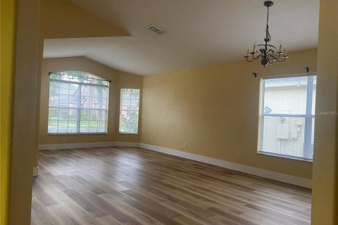 Casa en alquiler en Orlando, Florida, 4 dormitorios, 193.7 m2 № 2197588 - foto 4