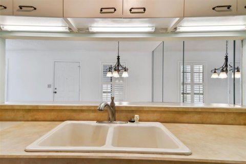 Купить кондоминиум в Брейдентон, Флорида 4 комнаты, 84.73м2, № 1346601 - фото 13