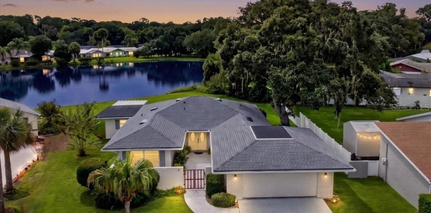 Villa ou maison à Palm Coast, Floride 3 chambres, 142.51 m2 № 2406801
