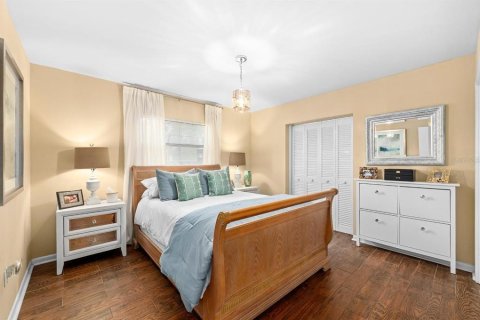 Villa ou maison à vendre à Tampa, Floride: 2 chambres, 167.41 m2 № 2094068 - photo 14