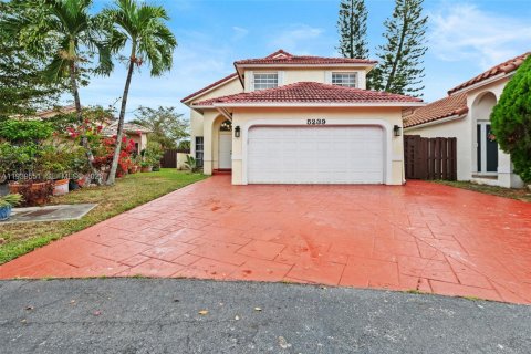 Villa ou maison à louer à Miami, Floride: 4 chambres, 186.18 m2 № 1996878 - photo 23