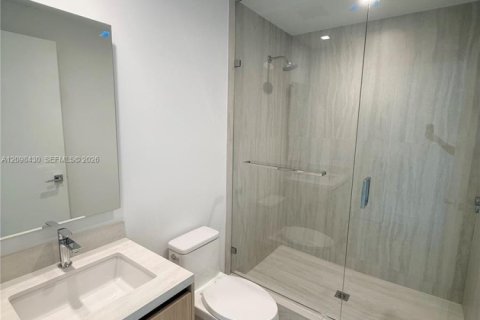 Condo in North Miami, Florida, 3 bedrooms  № 2399641 - photo 14