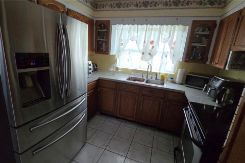 Villa ou maison à vendre à Saint Petersburg, Floride: 3 chambres, 121.79 m2 № 1908820 - photo 9