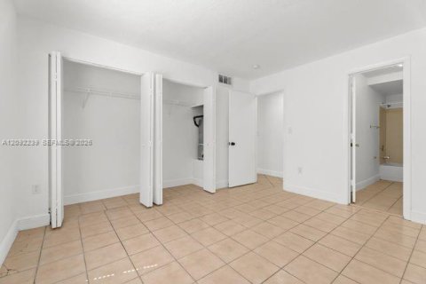 Copropriété à louer à Palmetto Bay, Floride: 1 chambre, 61.69 m2 № 2387856 - photo 4