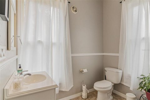 Propiedad comercial en alquiler en Gainesville, Florida, 189.8 m2 № 1893651 - foto 26