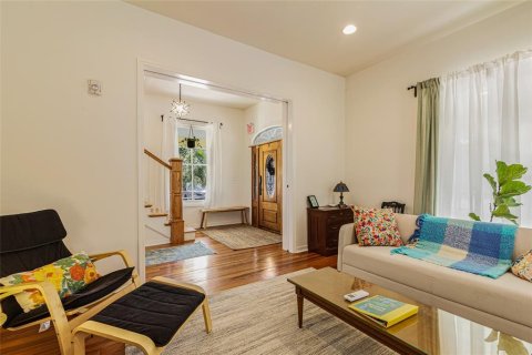 Propiedad comercial en alquiler en Gainesville, Florida, 189.8 m2 № 1893651 - foto 13