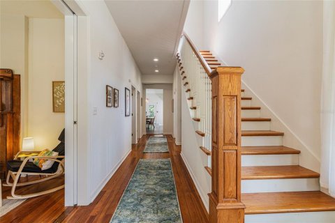 Propiedad comercial en alquiler en Gainesville, Florida, 189.8 m2 № 1893651 - foto 14