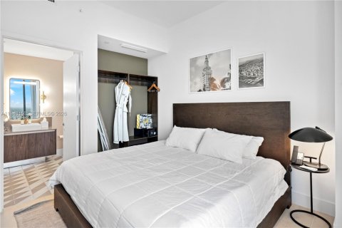 Condo in Miami, Florida, 1 bedroom  № 2061532 - photo 11