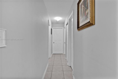 Villa ou maison à vendre à Cooper City, Floride: 3 chambres, 135.36 m2 № 1989812 - photo 24