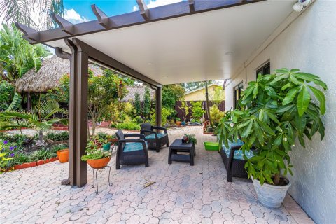 Villa ou maison à vendre à Cooper City, Floride: 3 chambres, 135.36 m2 № 1989812 - photo 15