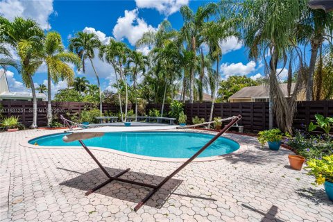 Villa ou maison à vendre à Cooper City, Floride: 3 chambres, 135.36 m2 № 1989812 - photo 10