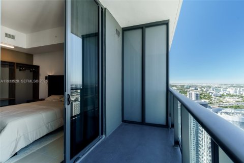 Copropriété à louer à Miami, Floride: 2 chambres, 96.99 m2 № 1991309 - photo 29