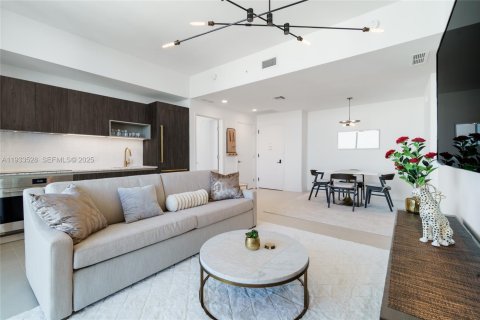 Copropriété à louer à Miami, Floride: 2 chambres, 96.99 m2 № 1991309 - photo 12