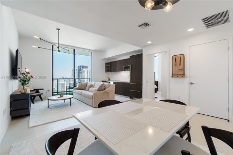 Copropriété à louer à Miami, Floride: 2 chambres, 96.99 m2 № 1991309 - photo 18