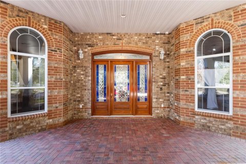 House in Sanford, Florida 8 bedrooms, 976.87 sq.m. № 2224491 - photo 15