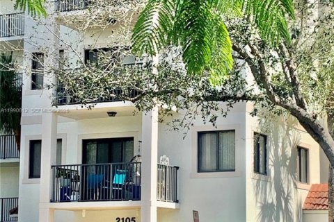 Condominio en Delray Beach, Florida, 2 dormitorios  № 2058018