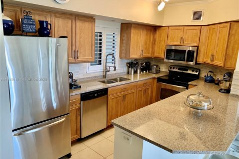Condominio en alquiler en Delray Beach, Florida, 2 dormitorios, 112.5 m2 № 2058018 - foto 11