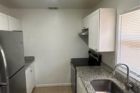 Apartamento en alquiler en Auburndale, Florida, 2 dormitorios, 74.69 m2 № 1781082 - foto 3