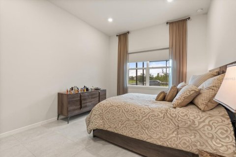 Casa en venta en Orlando, Florida, 4 dormitorios, 216.65 m2 № 1900735 - foto 17