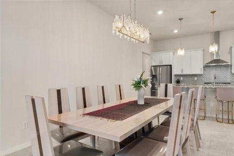 Casa en venta en Orlando, Florida, 4 dormitorios, 216.65 m2 № 1900735 - foto 11