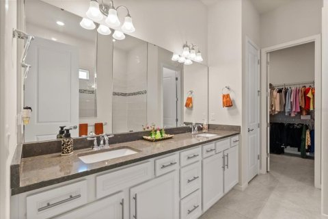Casa en venta en Orlando, Florida, 4 dormitorios, 216.65 m2 № 1900735 - foto 19