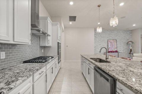 Casa en venta en Orlando, Florida, 4 dormitorios, 216.65 m2 № 1900735 - foto 6