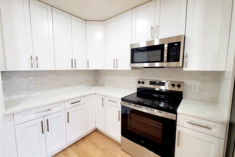 Купить виллу или дом в Клируотер, Флорида 7 комнат, 151.99м2, № 2352381 - фото 10