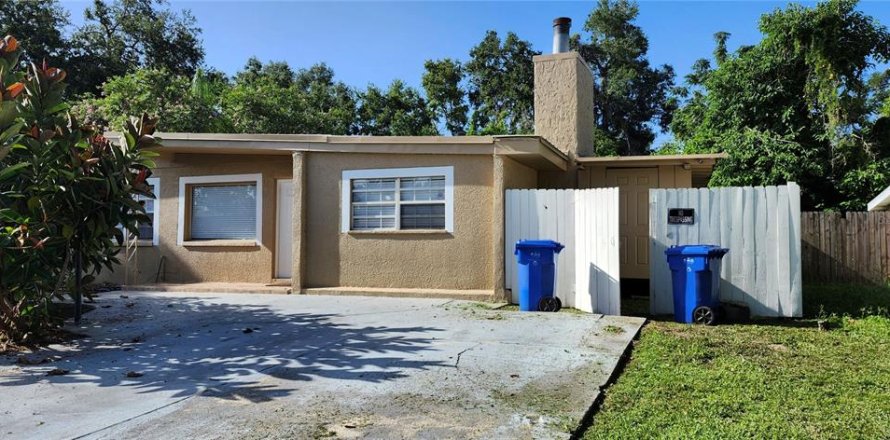 Villa ou maison à Brandon, Floride 3 chambres, 130.16 m2 № 1817882