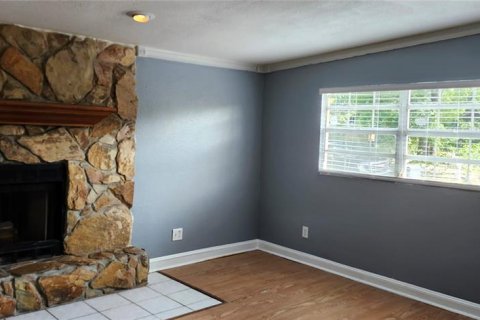 Casa en alquiler en Brandon, Florida, 3 dormitorios, 130.16 m2 № 1817882 - foto 5