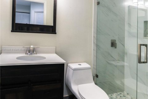House in Weston, Florida 3 bedrooms, 151.24 sq.m. № 1766860 - photo 25