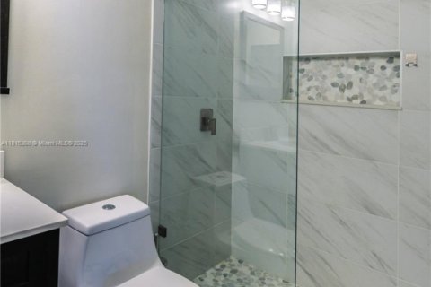 House in Weston, Florida 3 bedrooms, 151.24 sq.m. № 1766860 - photo 26