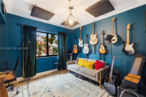 Villa ou maison à vendre à Miami, Floride: 2 chambres, 150.13 m2 № 2044800 - photo 18