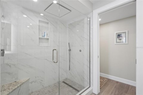 Copropriété à vendre à Sarasota, Floride: 2 chambres, 139.17 m2 № 2145015 - photo 19
